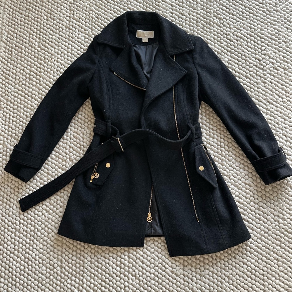 Michael Kors jacket. Black. Like new condition. Barley worn.